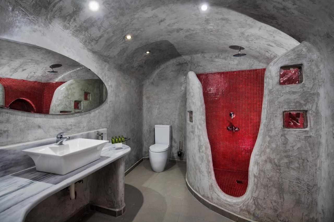 Katerina'S Castle - Caldera Cave Hotel Imerovigli  Bagian luar foto